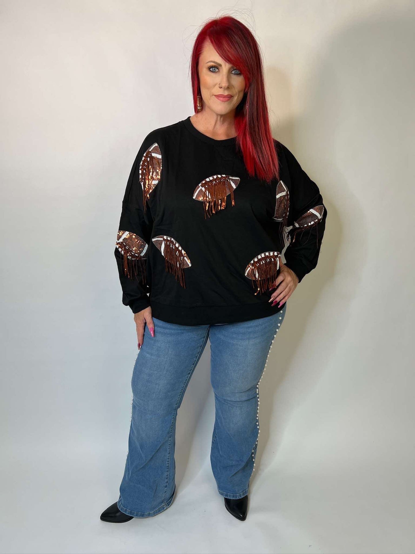 SEQUIN FRINGED FOOTBALL PATCHES LONG SLEEVE TEE