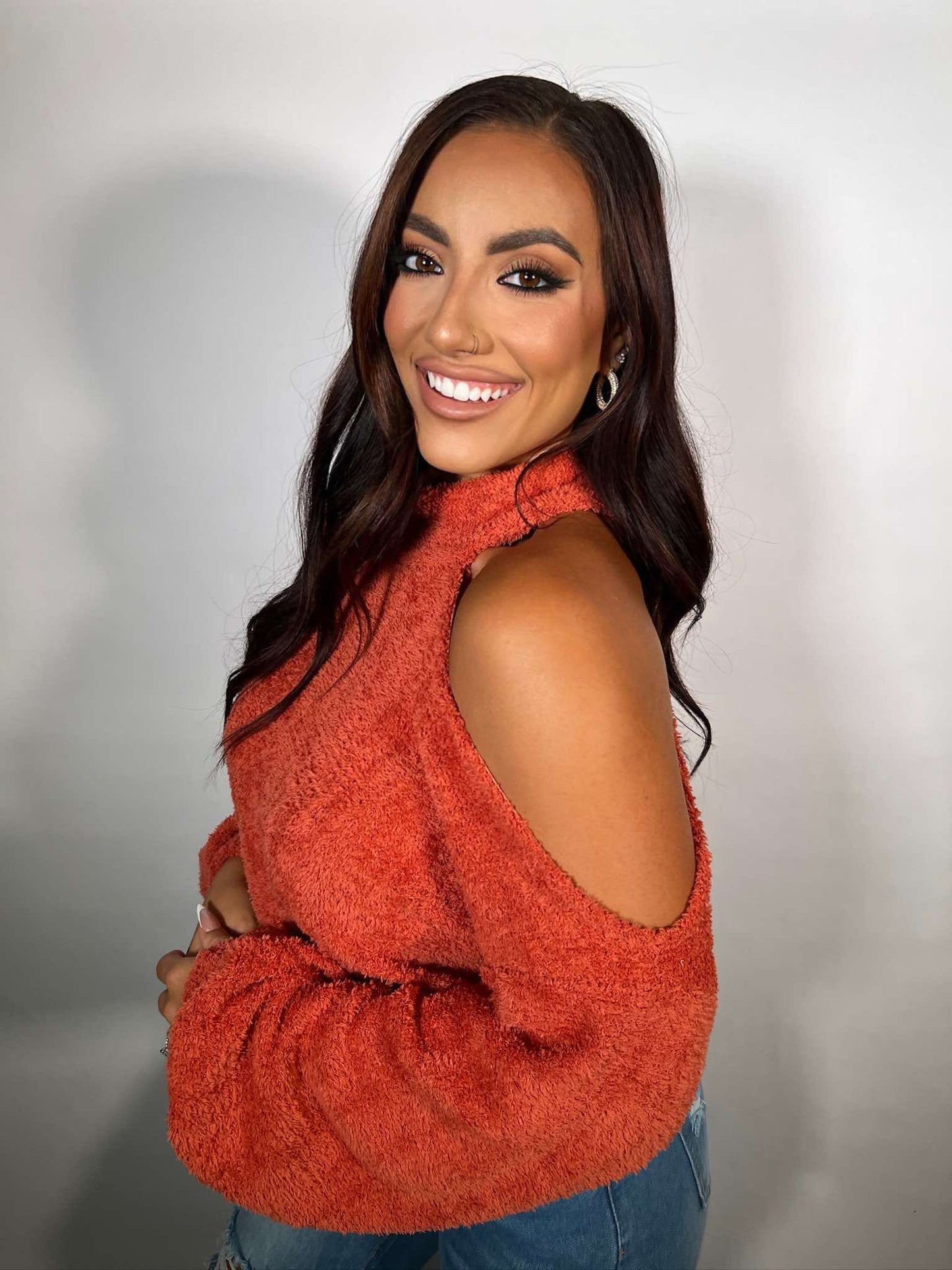 BELLE SWEATER KNIT OPEN ONE SHOULDER TURTLE NECK