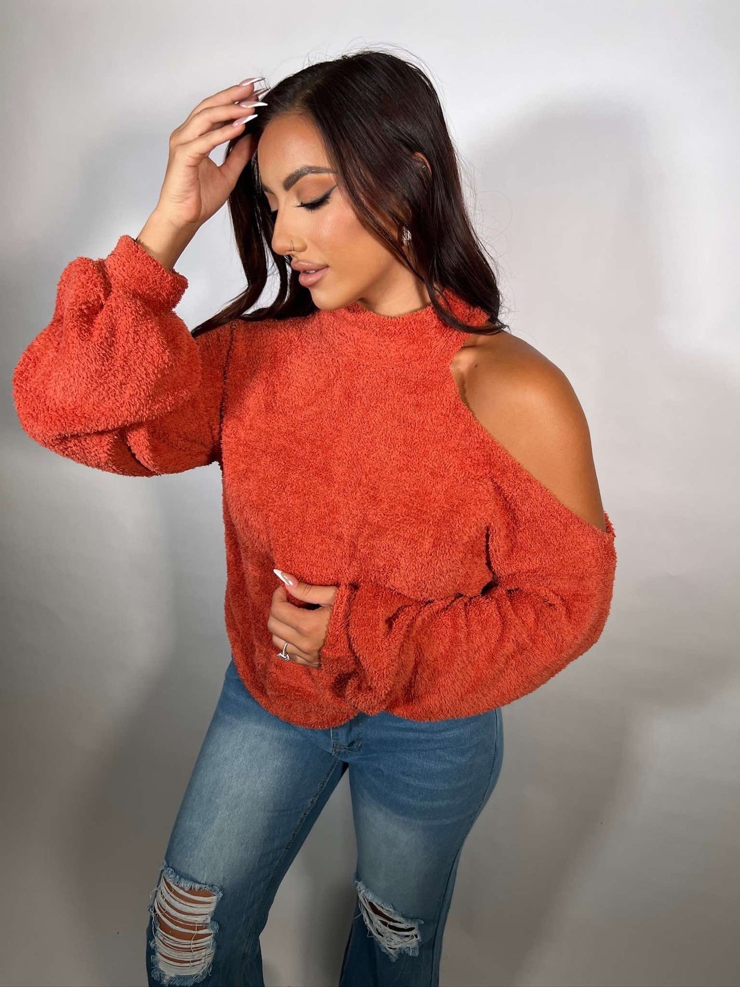 BELLE SWEATER KNIT OPEN ONE SHOULDER TURTLE NECK