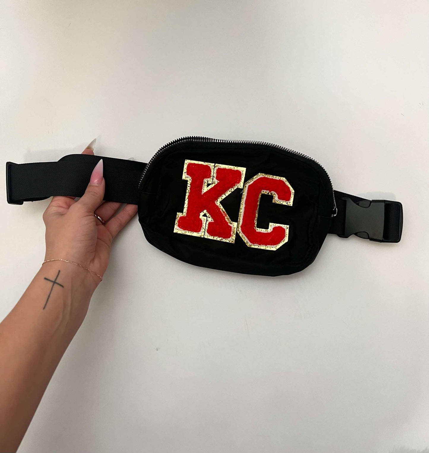 CROSS BODY SLING BAG
