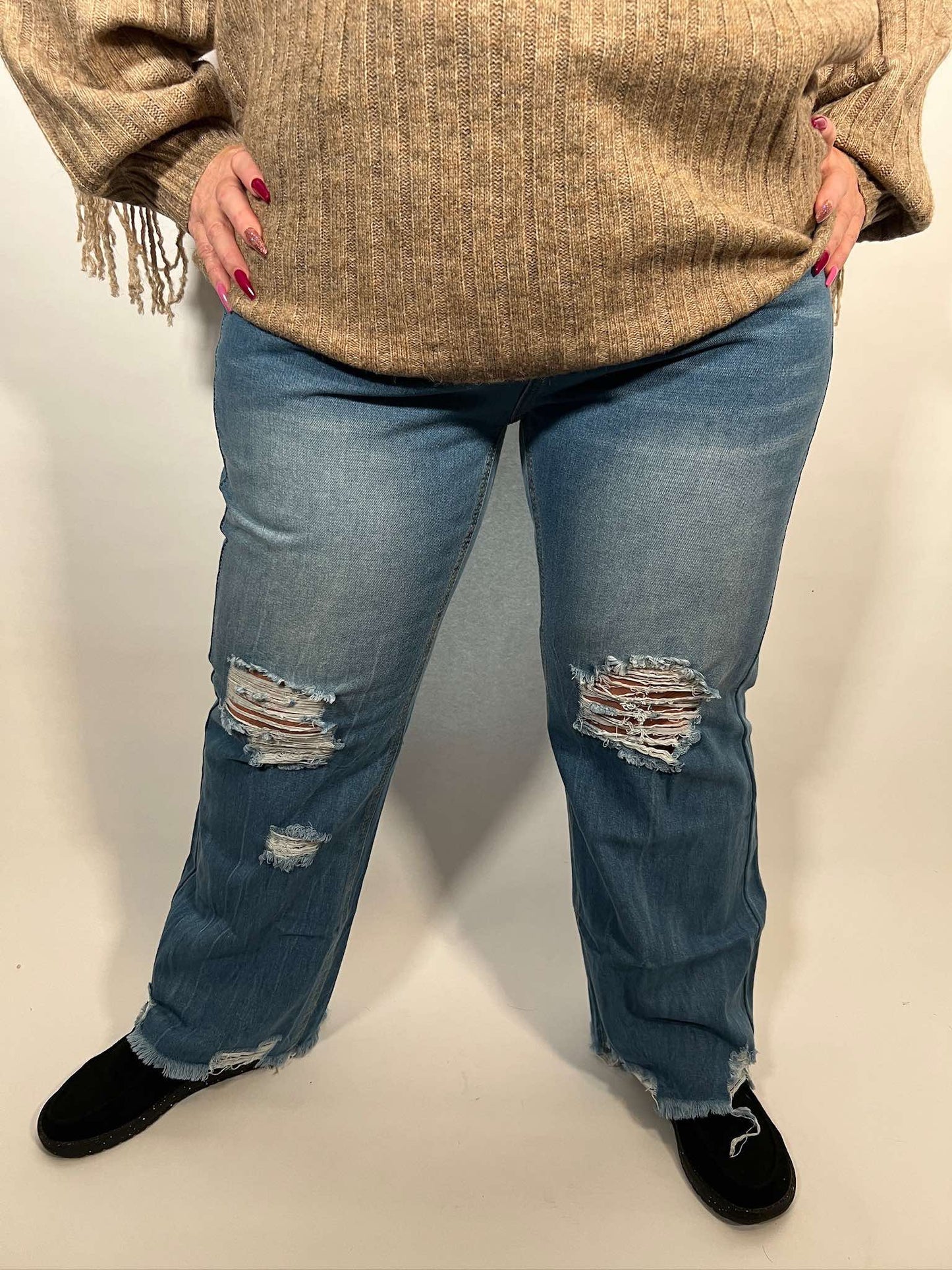 LONG JEANS WITH RIPPED FRINGE WASH